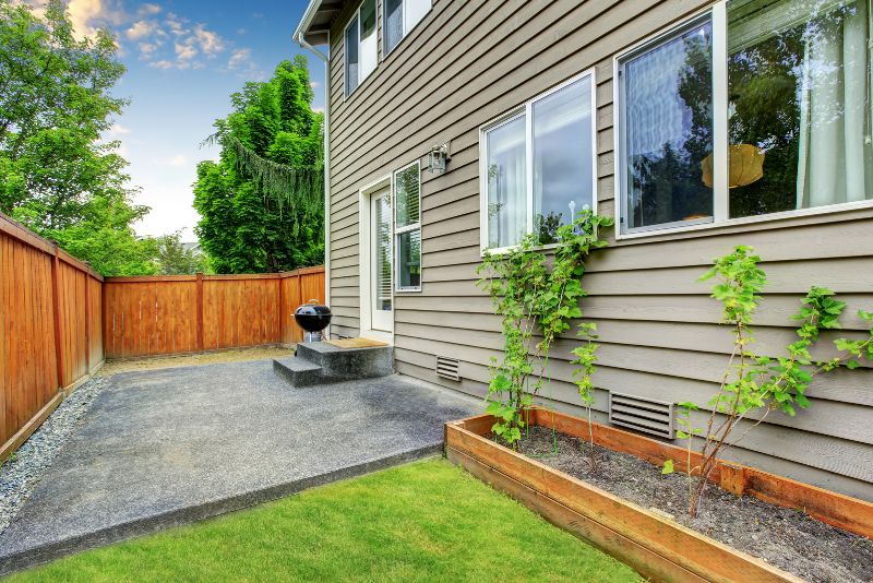 backyard concrete patio